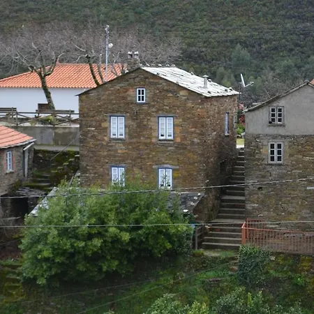 Casa Do Loureiro Chalet Arganil