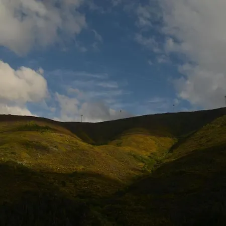 Dağ evi Casa Do Loureiro *