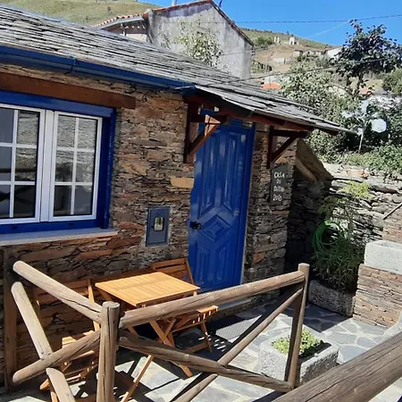 Casa Do Loureiro * Arganil