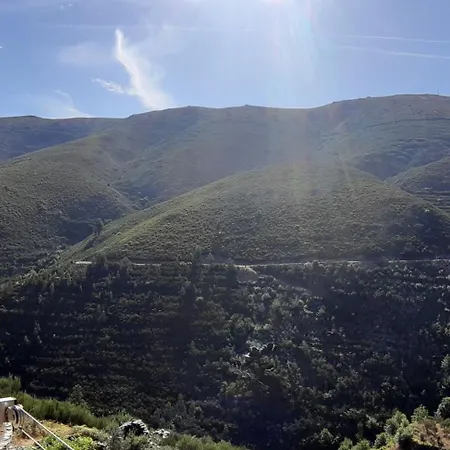 Dağ evi Casa Do Loureiro