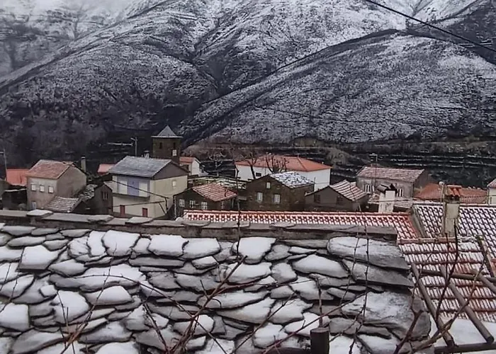 Chalé Casa Do Loureiro *
